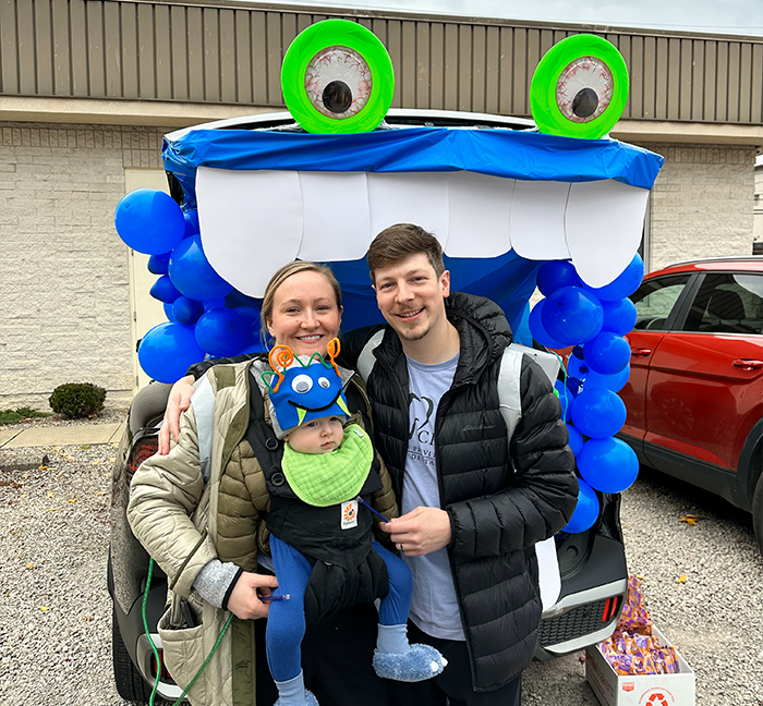 Waverly Ohio dentists and baby at community event